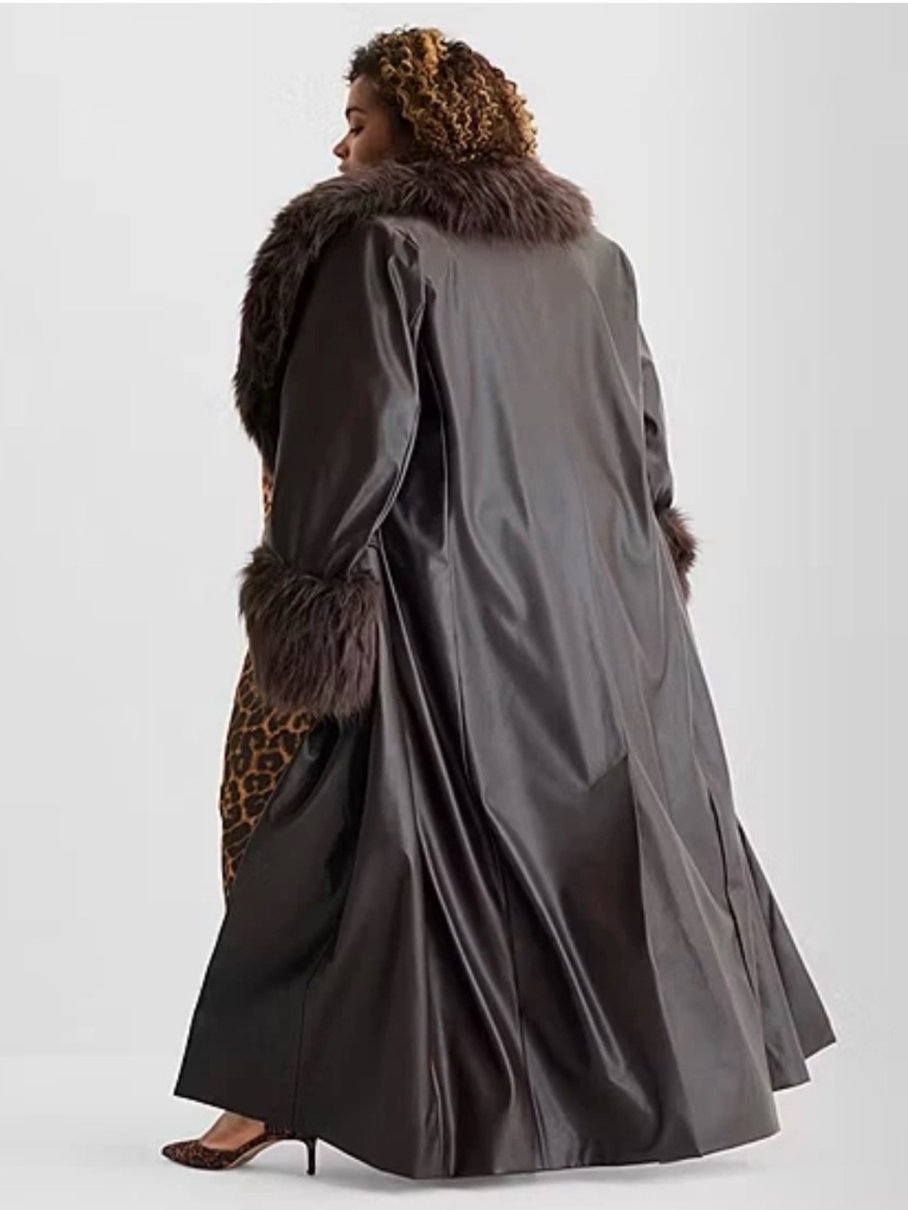 NEW Ashley Graham Dark Brown Fur Wrap Long Coat Women’s Plus Size 0X MSRP $300 - Picture 4 of 12